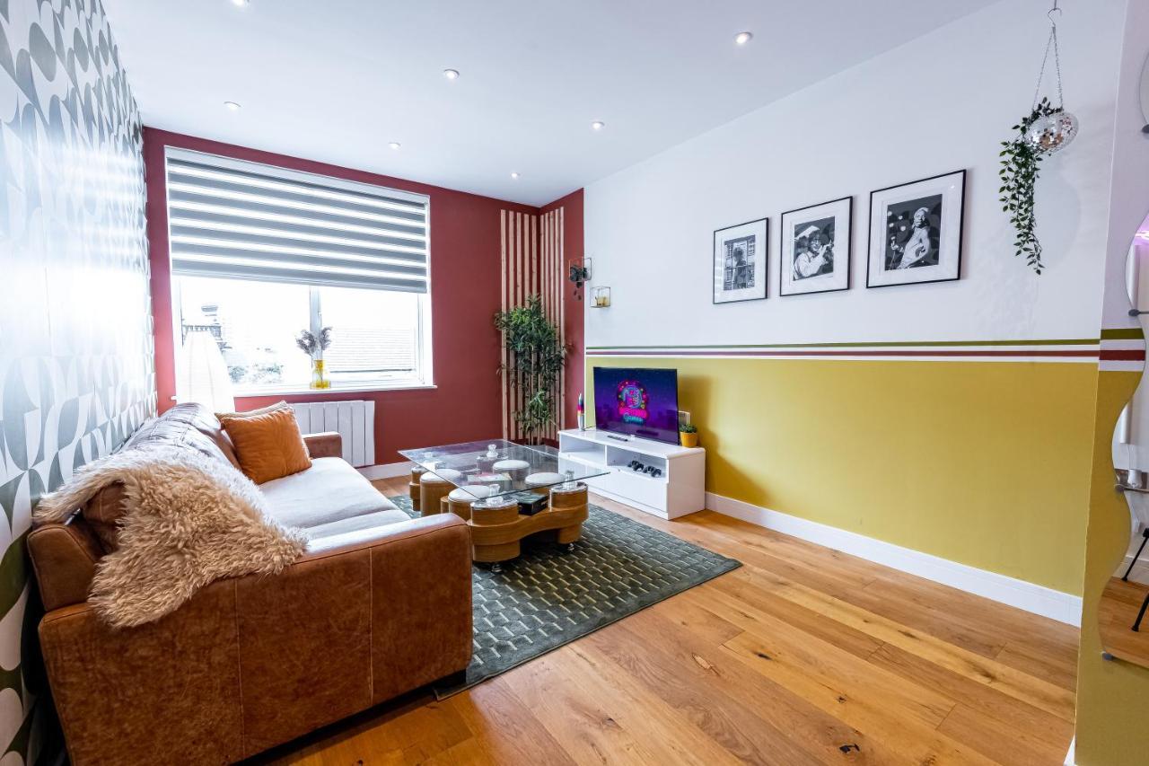 Burnham Beeches One-Bedroom Apartment By Belvilla สลาว ภายนอก รูปภาพ